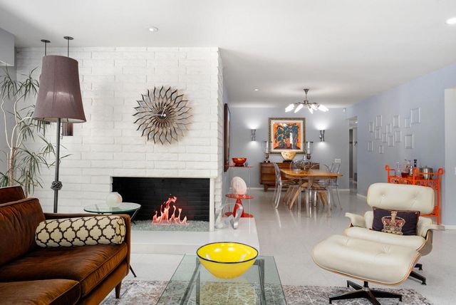 444 N Burton Way, Palm Springs, CA 92262