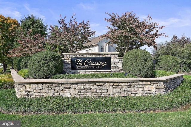 8 OLDHAM CT, Lancaster, PA 17602