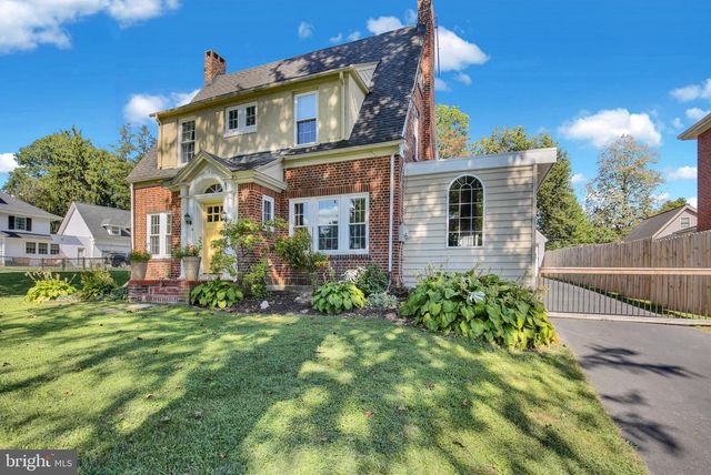 1803 WILLOW STREET PIKE, Lancaster, PA 17602