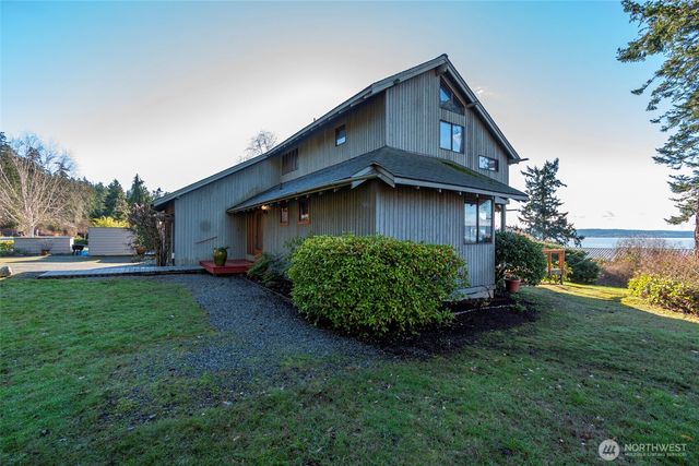 17002 Snee Oosh Road, La Conner, WA 98257