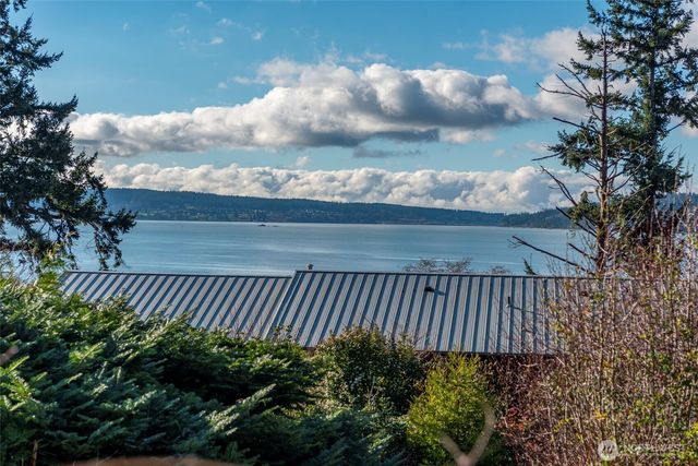 17002 Snee Oosh Road, La Conner, WA 98257