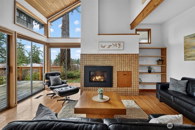 17002 Snee Oosh Road, La Conner, WA 98257