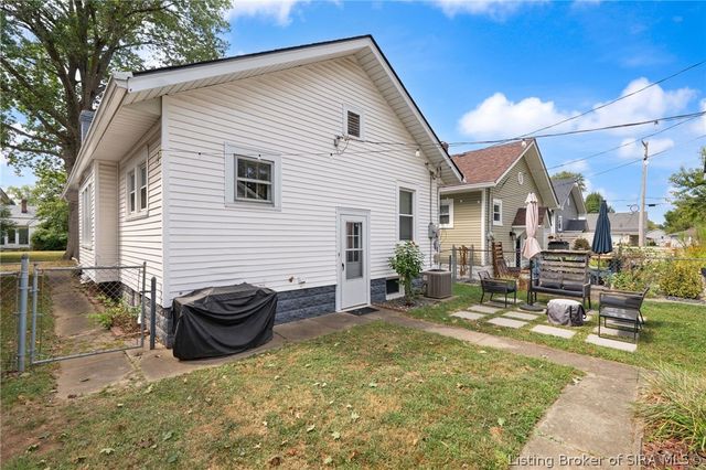 904 Silver Street, New Albany, IN 47150