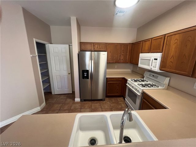 8829 RISING CREEK Court 0, Las Vegas, NV 89148