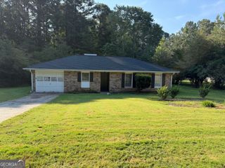 8454 Alden Drive, Riverdale, GA 30274