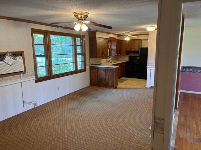 6151 Woodfield Circle, Spartanburg, SC 29303