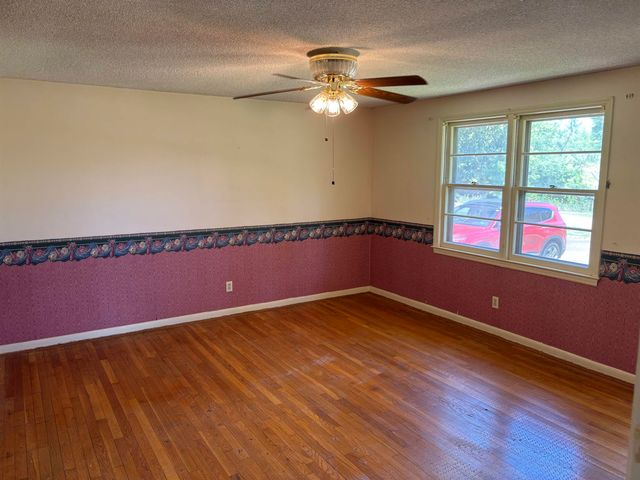 6151 Woodfield Circle, Spartanburg, SC 29303