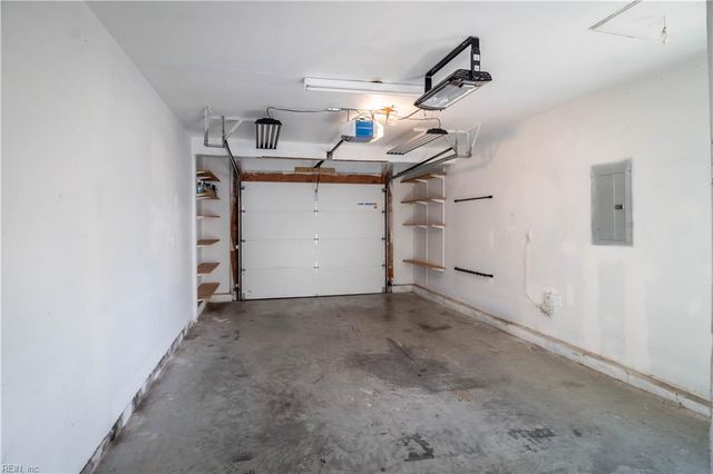 110 Bellgrade DR, Hampton, VA 23666