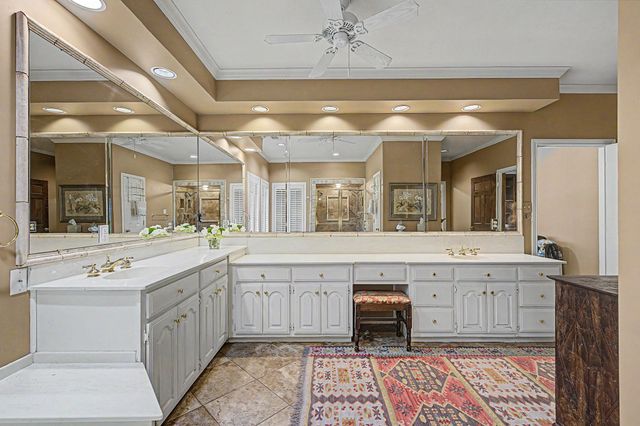 5831 London Lane, Dallas, TX 75252