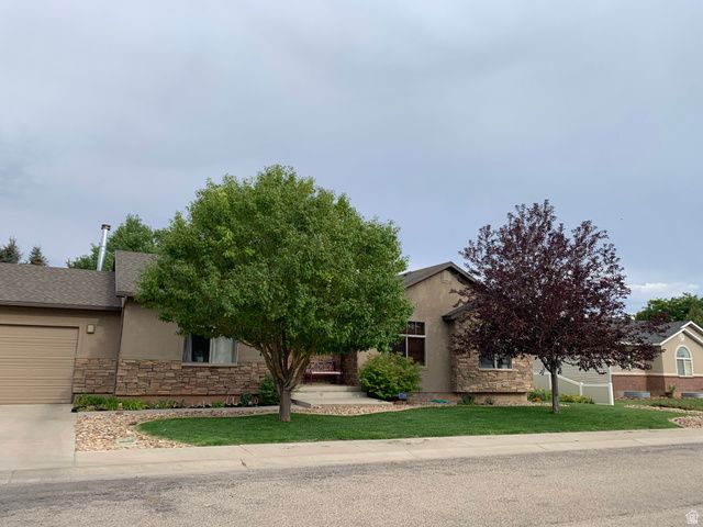 135 CONSTITUTION DR, Roosevelt, UT 84066