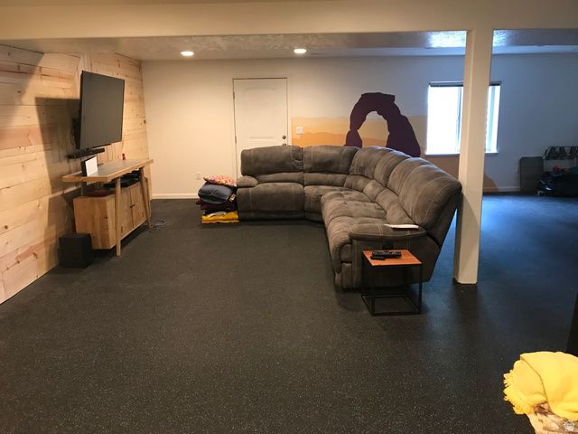 135 CONSTITUTION DR, Roosevelt, UT 84066