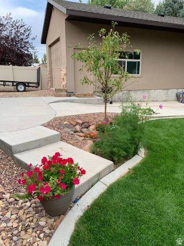 135 CONSTITUTION DR, Roosevelt, UT 84066