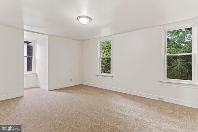 2213 PENN ST, Harrisburg, PA 17110