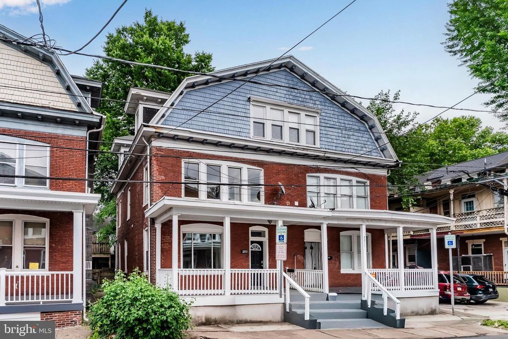 2213 PENN ST, Harrisburg, PA 17110