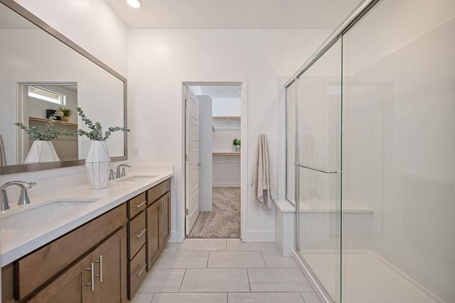 3502 Williamson Dr, Folsom, CA 95630