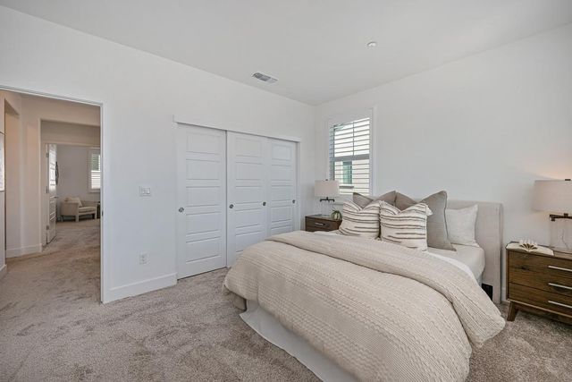 3502 Williamson Dr, Folsom, CA 95630