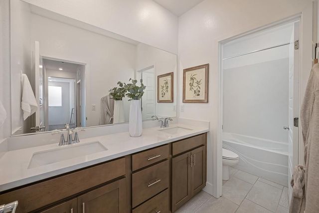3502 Williamson Dr, Folsom, CA 95630