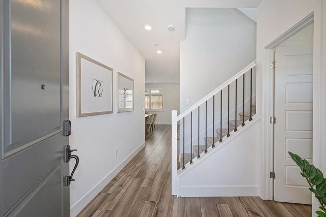 3502 Williamson Dr, Folsom, CA 95630