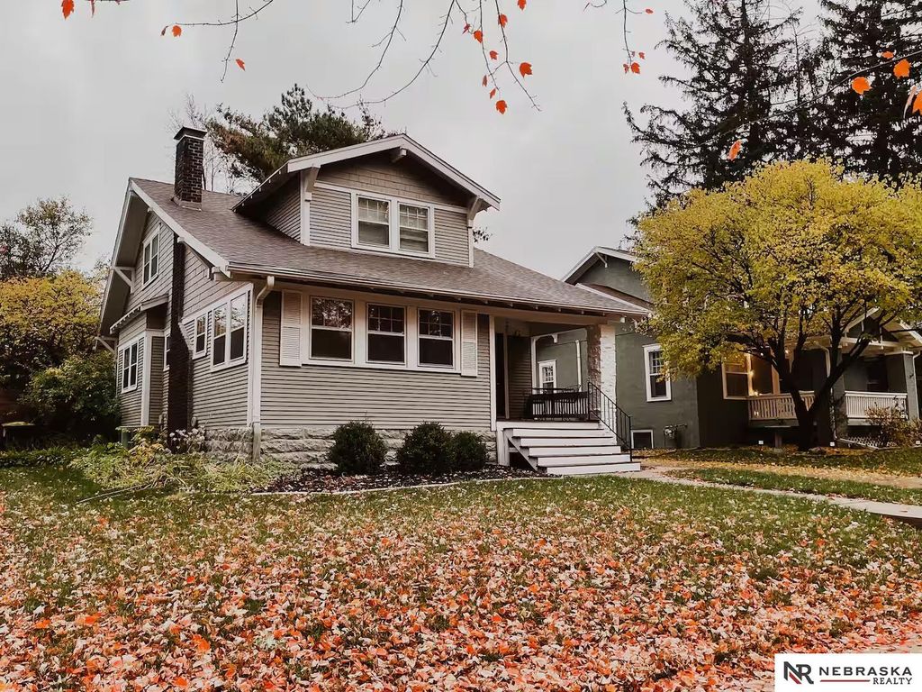 2426 Park Avenue, Lincoln, NE 68502