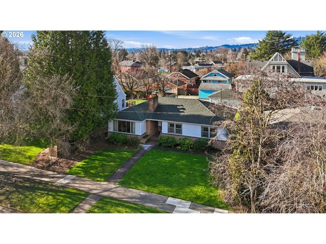 2417 Se LADD Ave, Portland, OR 97214