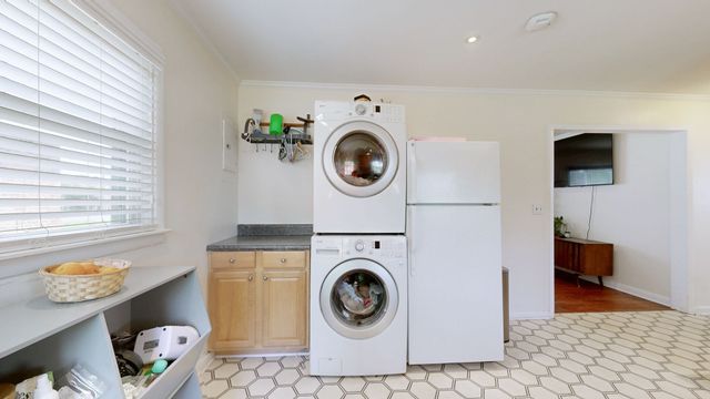 1119 Glenview Dr, Nashville, TN 37206