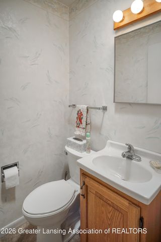 1665 Woodside Drive, East Lansing, MI 48823