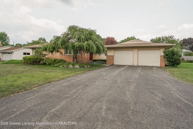 1665 Woodside Drive, East Lansing, MI 48823