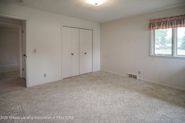 1665 Woodside Drive, East Lansing, MI 48823