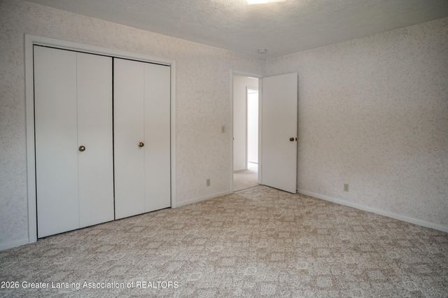 1665 Woodside Drive, East Lansing, MI 48823