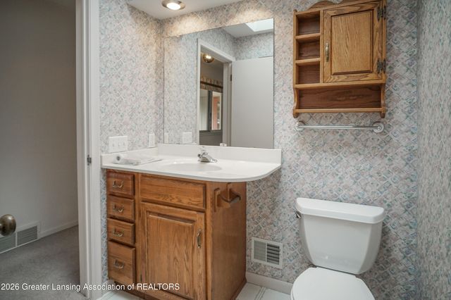 1665 Woodside Drive, East Lansing, MI 48823