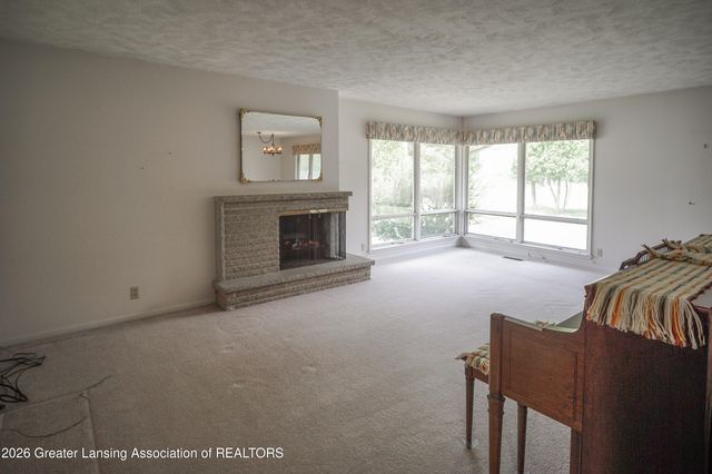 1665 Woodside Drive, East Lansing, MI 48823
