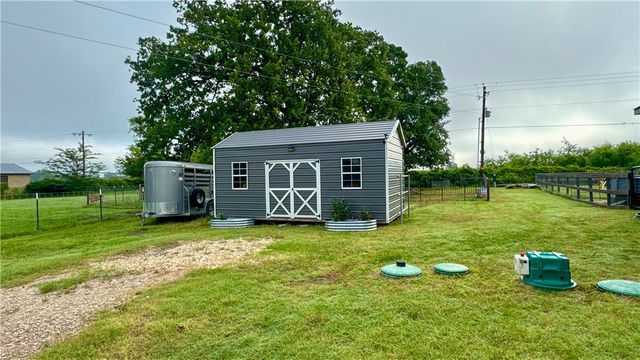 12426 County Road 175, Iola, TX 77861