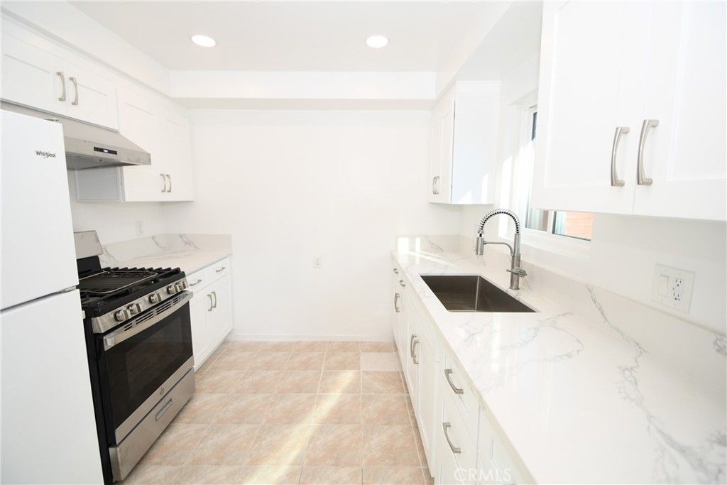 2706 Robinson Street, Redondo Beach, CA 90278 — photo 4
