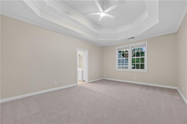 1055 Hedgerose Lane, Roswell, GA 30075