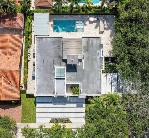 16203 NW 82nd Place, Miami Lakes, FL 33016