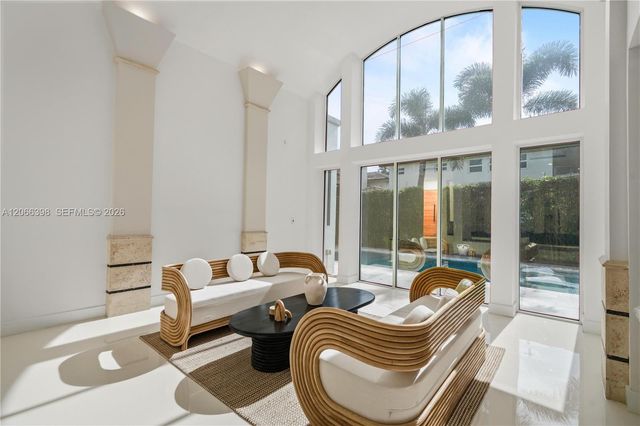 16203 NW 82nd Place, Miami Lakes, FL 33016