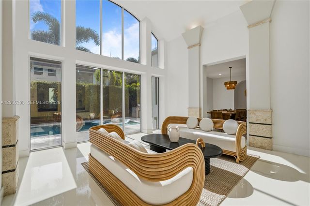 16203 NW 82nd Place, Miami Lakes, FL 33016