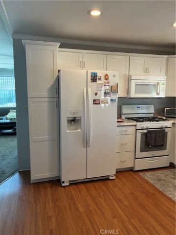 996 San Francisco, Hemet, CA 92543