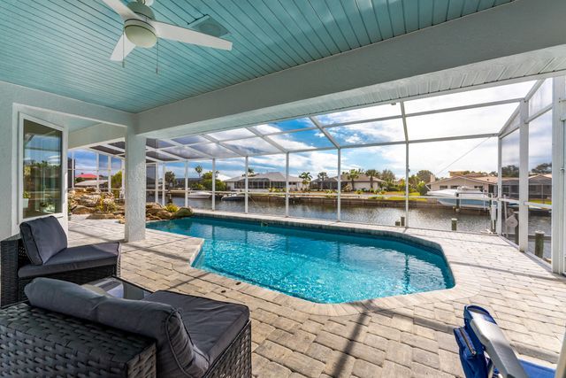 139 Seville Place SW, Port Charlotte, FL 33952