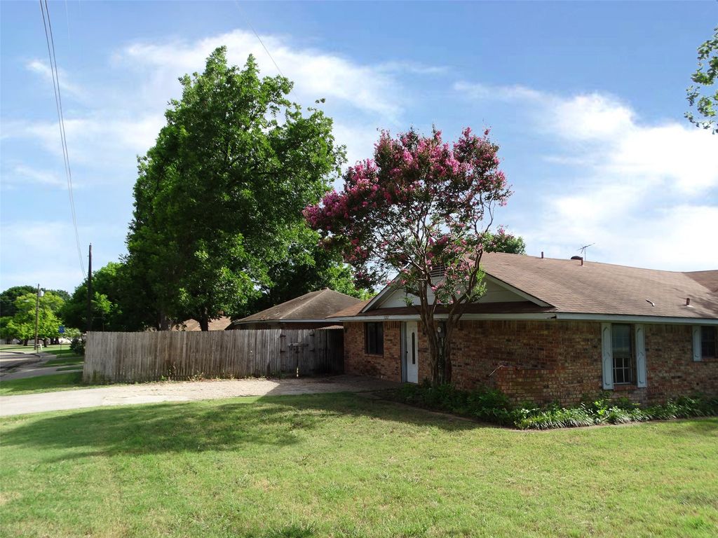 1302 Plateau Drive, Duncanville, TX 75116 — photo 4