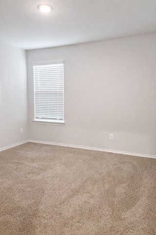 404 Beekeeper Drive, Fort Worth, TX 76131