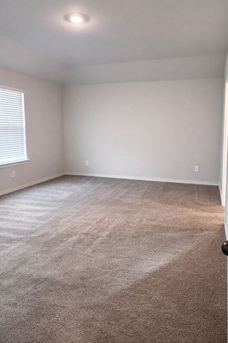 404 Beekeeper Drive, Fort Worth, TX 76131