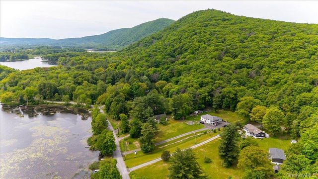 553 Lake Road, Pine Plains, NY 12567