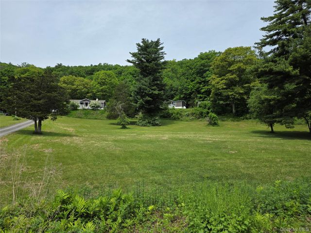 553 Lake Road, Pine Plains, NY 12567