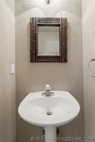 305 E Indianapolis Street, Broken Arrow, OK 74012