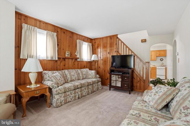 100 WAGNER ST, Hamilton, NJ 08610