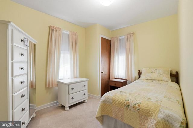 100 WAGNER ST, Hamilton, NJ 08610