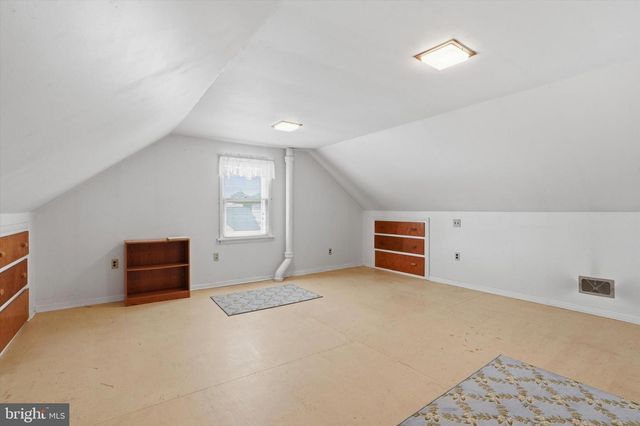 100 WAGNER ST, Hamilton, NJ 08610