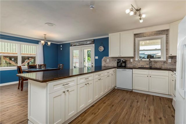 832 Desoto Drive, Dauphin Island, AL 36528