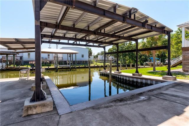 832 Desoto Drive, Dauphin Island, AL 36528